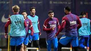 Ferran Torres and Pedri latest to test positive for COVID-19 as Barcelona deal with virus outbreak