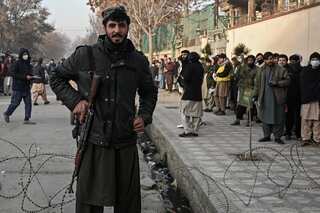 Taliban halts iron ore extraction amid talks with Russians on gas refineries