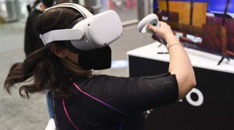 New Metaverse technology allows you to kiss and feel