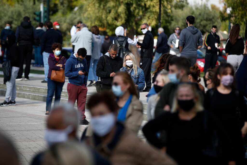 Omicron variant surges across Europe, France recorded 300,000 new covid-19 infections