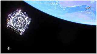 Video: Times Square features James Webb Space Telescope images 