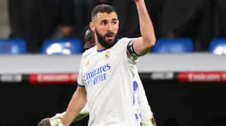 Karim Benzema and Vinicius Jr shine as Real Madrid thrash Valencia 4-1 in La Liga