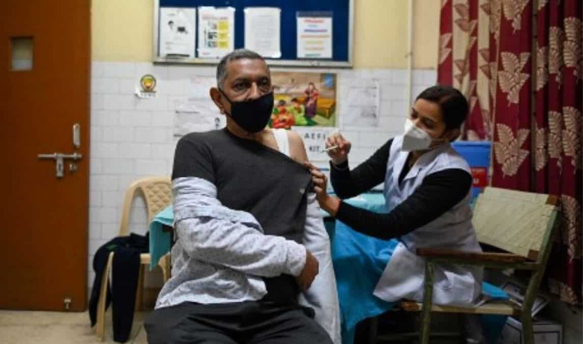 India starts administering 'precaution dose' of Covid jab to 60+ age group, healthcare, frontline workers India starts administering 'precaution dose' of Covid jab to 60+ age group, healthcare, frontline workers