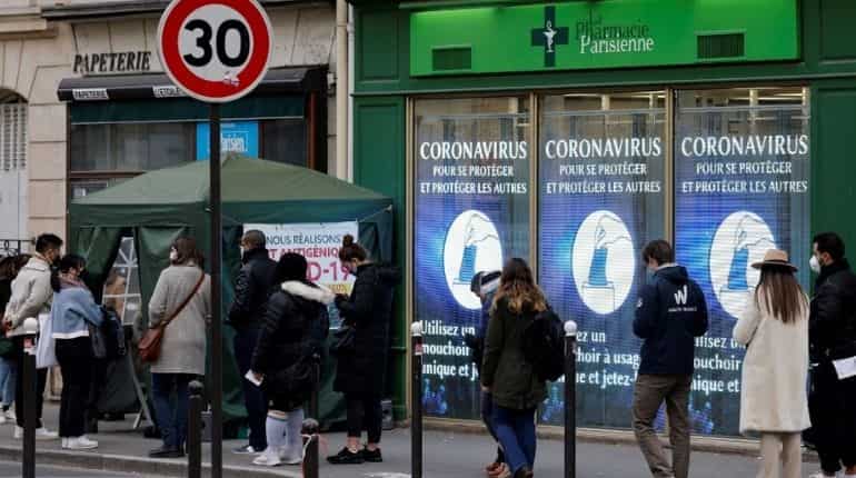 WHO says over 50% of Europeans on track to contract Omicron variant of coronavirus WHO says over 50% of Europeans on track to contract Omicron variant of coronavirus