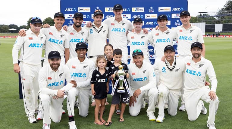 Ross Taylor signs off with a win as New Zealand beats Bangladesh by an innings to tie series