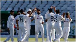 Cape Town Test: Virat Kohli back in form but Dean Elgar's South Africa take honours on Day 1