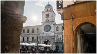 Put a female statue on a vacant pedestal? An Italian city says not so fast.