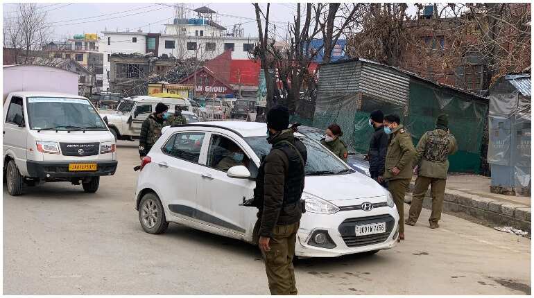 Jammu Kashmir witnesses sharp rise in Covid cases, 23 Omicron infections so far