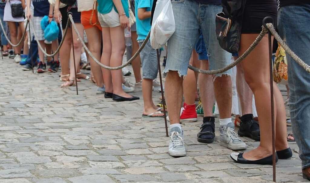 'Professional queuer': This man in UK making good money just by standing in lines