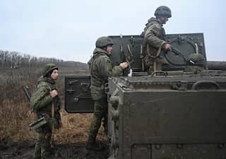 UK supplies anti-tank weapons to Ukraine amid tensions with Russia