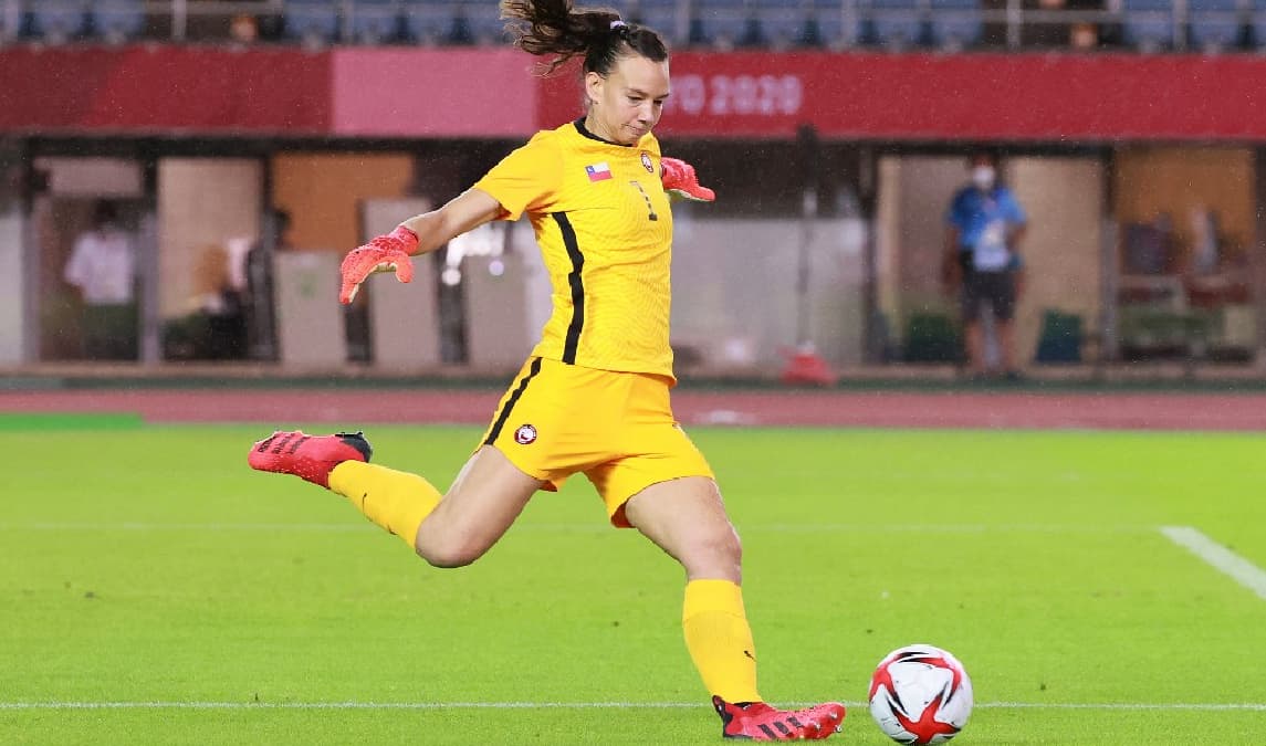 Christiane Endler won the Best Women's Goalkeeper of the Year Award