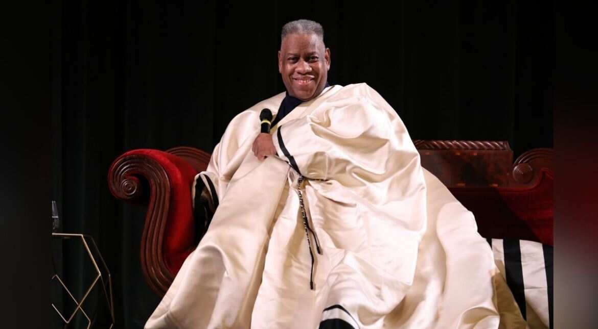 Influential fashion journalist André Leon Talley dies at 73 Influential fashion journalist André Leon Talley dies at 73