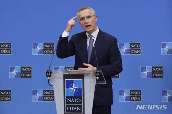 NATO chief offers Russia a fresh round of talks for a solution to Ukraine