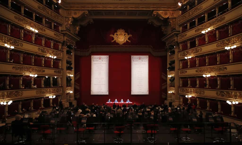 For first time in two & half centuries woman conducts opera in La Scala opera house, Milan