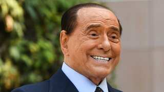 Scandal-plagued Silvio Berlusconi drops out of race to become next Italian president