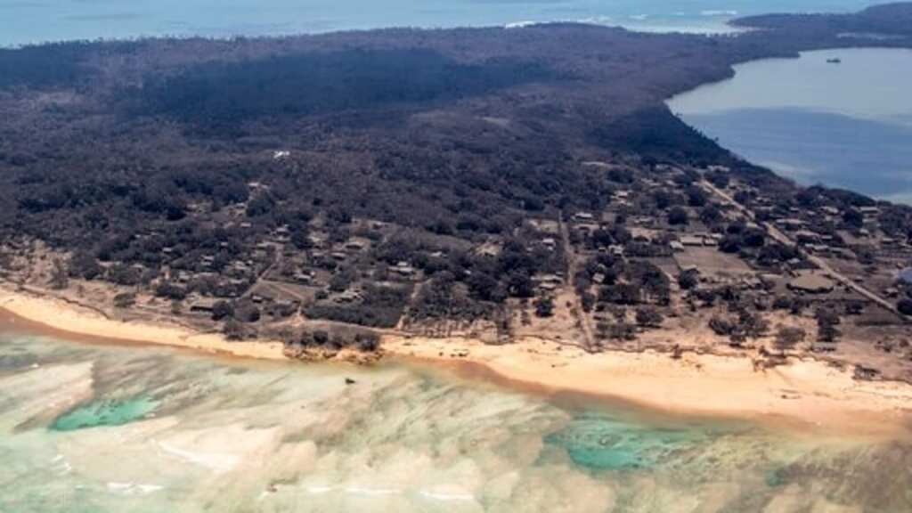 World rushes to tsunami hit Tonga's aid