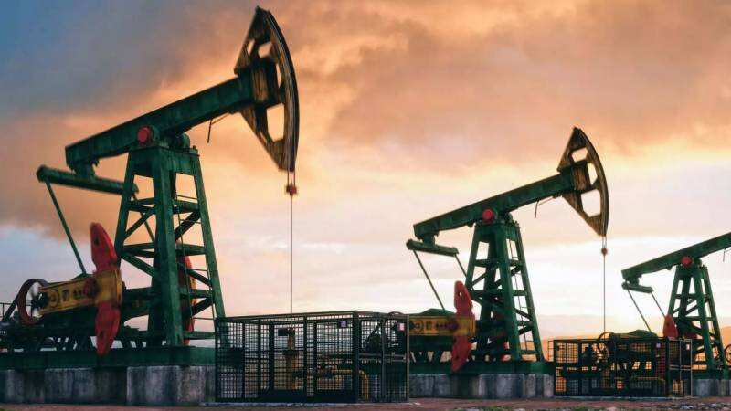 Oil prices touch $90 a barrel for the first time in 7 years amid Russia-Ukraine conflict