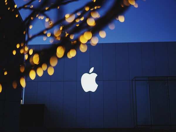 Apple sales and profit top estimates as hit from chip shortages eases