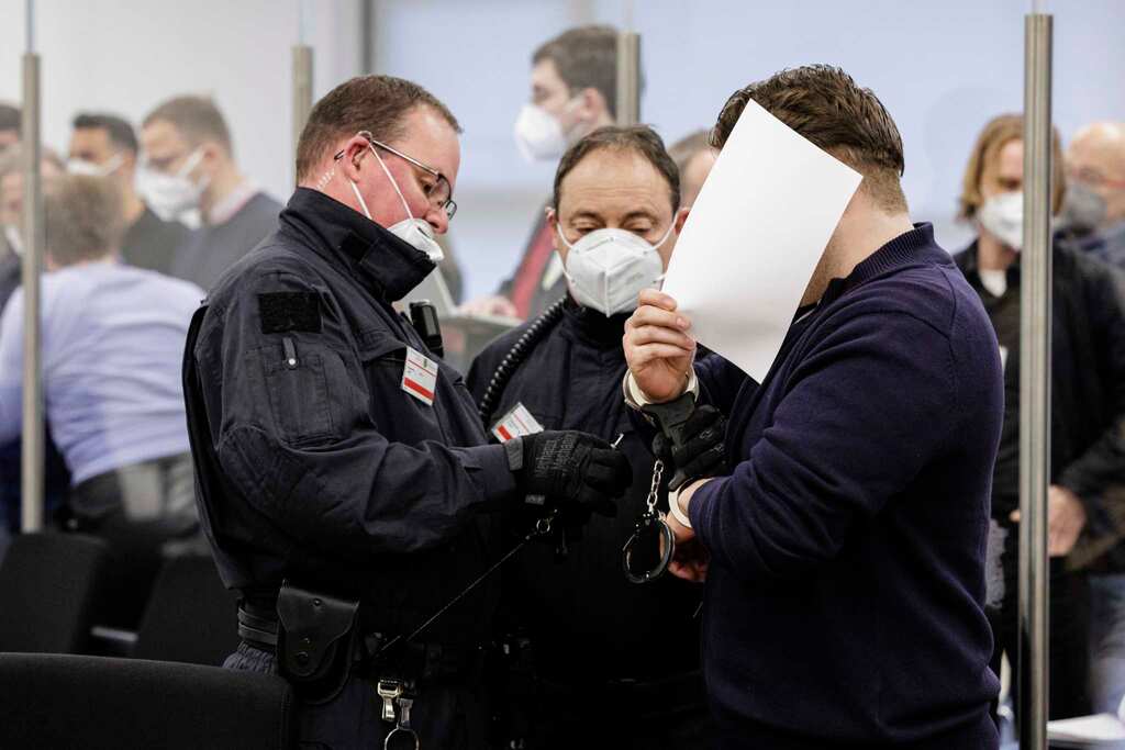Six Germans to go on trial for a $126 million Green Vault jewellery heist