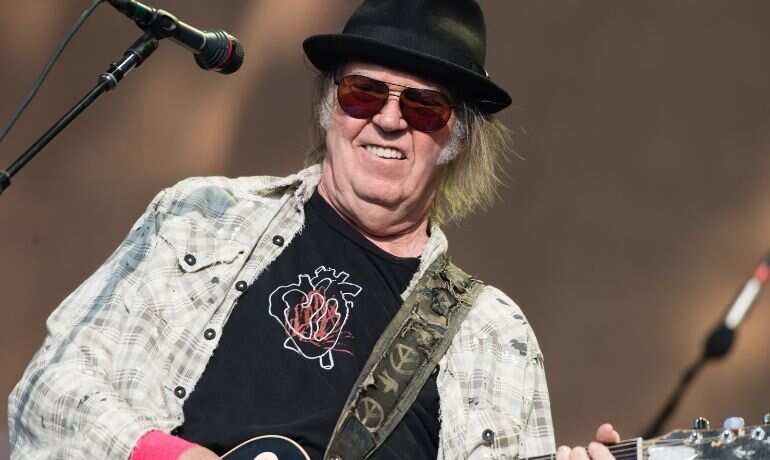 Neil Young Vs Spotify