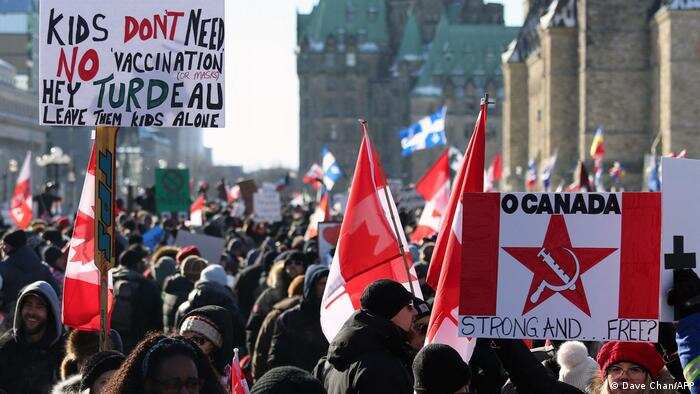 Canada: Truckers' rally reach Ottawa to protest against COVID vaccine mandate