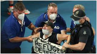 Intruder halts play in Australian Open final between Rafael Nadal and Daniil Medvedev