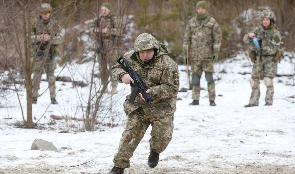 Russian troops in final stages of readiness add to worries for Ukraine