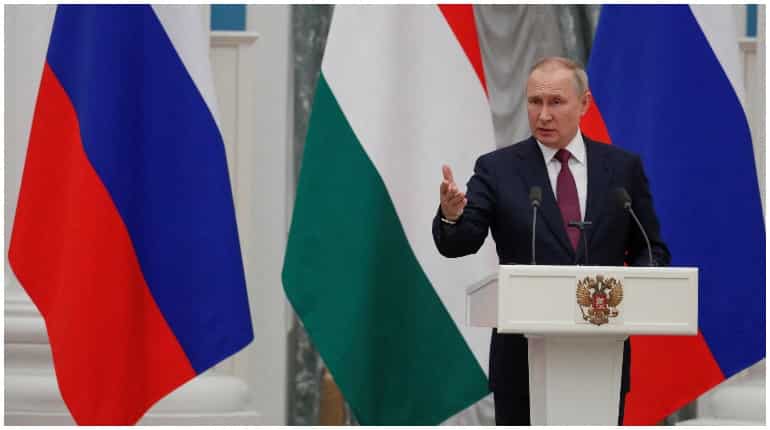 Hope dialogue on Ukraine continues, says Putin
