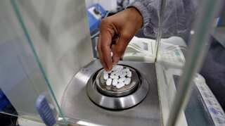 Pak's drug regulatory authority issues notice to pharmaceutical firms for failing to produce Paracetamol
