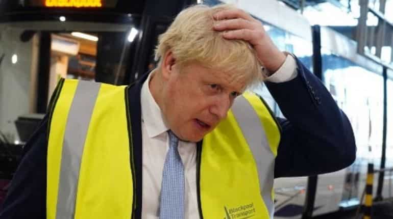 'Meltdown in Downing Street': Five of Johnson's closest aides desert him, as he seeks a fresh start