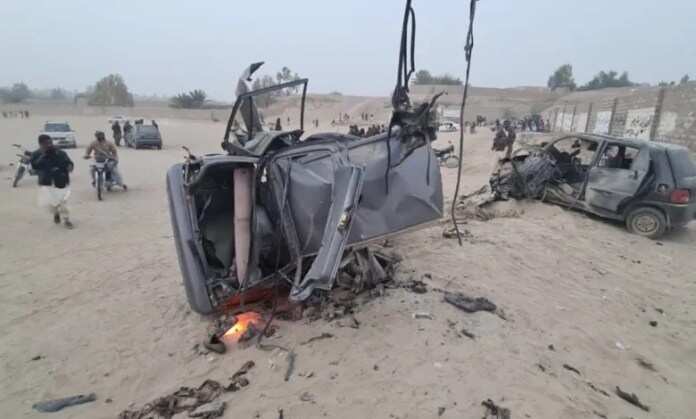 Pakistan: 40 hours on, recovery operations continue In Baloch districts; at least 12 soldiers killed