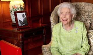 Queen Elizabeth pays small tribute to her father as she marks 70 years on the throne
