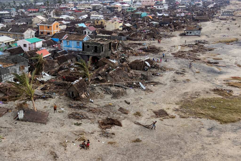 Madagascar struggles as death toll from Cyclone Batsirai nears 100