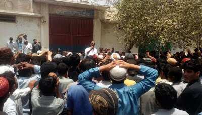 In Pakistan, mob stones man to death for allegedly burning some pages of Quran, hangs body from tree In Pakistan, mob stones man to death for allegedly burning some pages of Quran, hangs body from tree