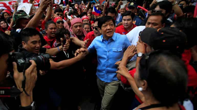 Philippine poll shows Marcos Jr's lead widening in presidential race