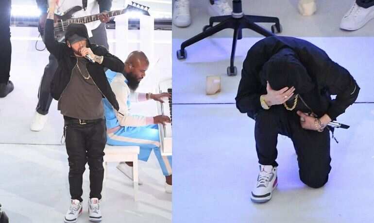 NFL-Eminem kneels at Super Bowl's high-wattage hip-hop halftime show