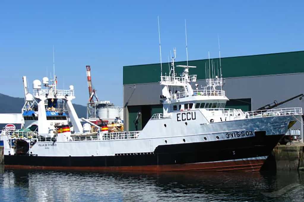 4 dead and many missing after Spanish fishing vessel sinks in Atlantic