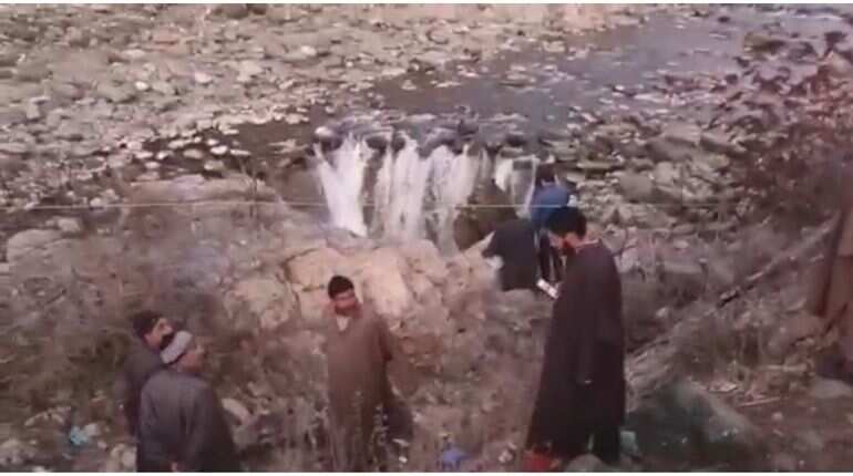 Kashmir’s famous trout fish stream vanishes into a sinkhole Kashmir’s famous trout fish stream vanishes into a sinkhole