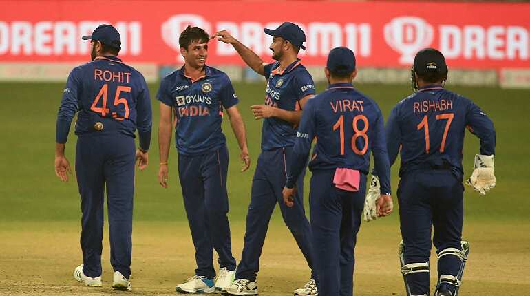 Debutant Ravi Bishnoi, skipper Rohit Sharma star as India beat West Indies by 6 wickets in 1st T20I