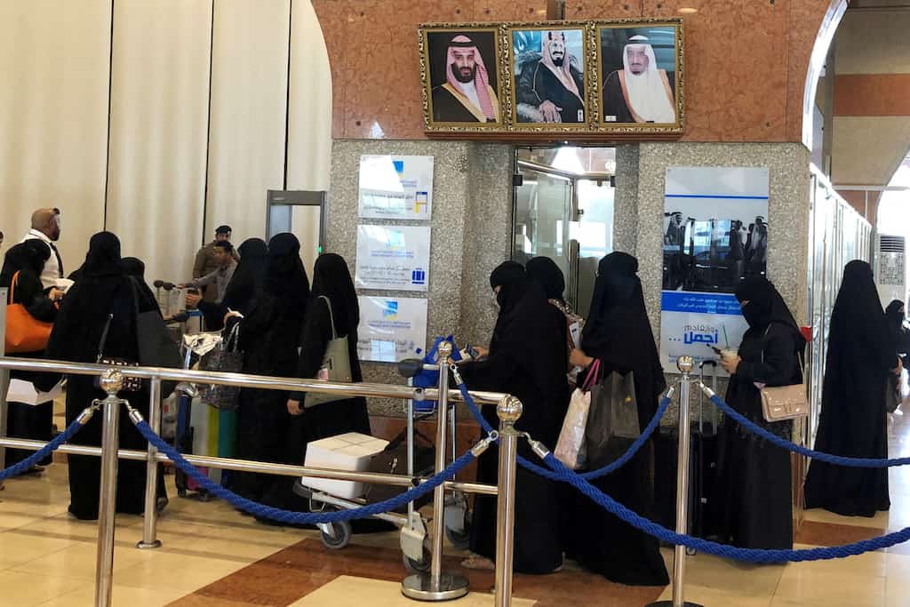 Saudi Arabia: Job ad for women train drivers attracts 28,000 applicants for 30 posts