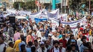 'Democracy weakens the economy', feel Arabs: Survey