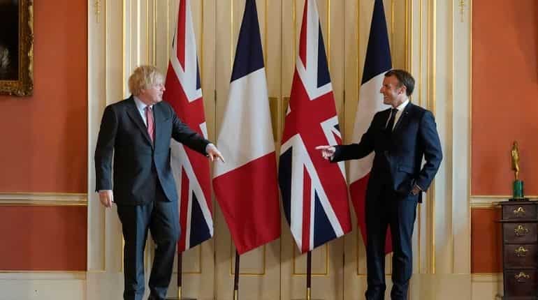 Amid Aukus tensions, Britain and France strike deal to develop new missiles Amid Aukus tensions, Britain and France strike deal to develop new missiles