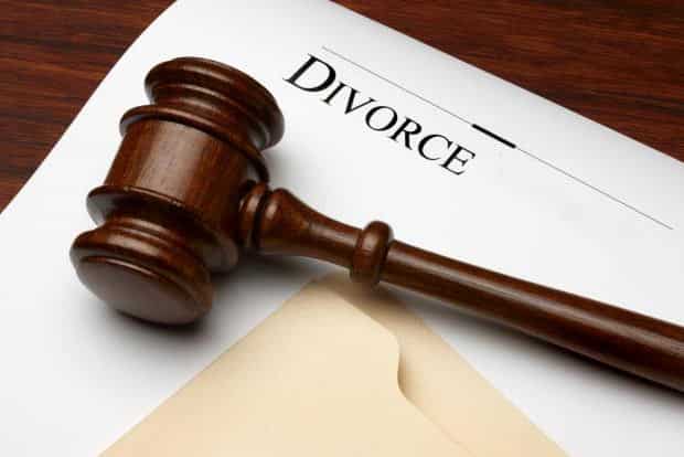 Indian-origin husband forged wife's signature for divorce; she remained unaware about it for 12 years Indian-origin husband forged wife's signature for divorce; she remained unaware about it for 12 years