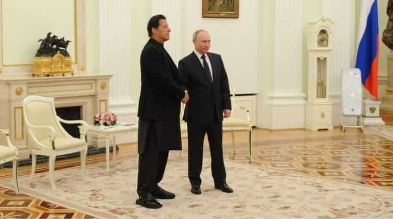 Putin and an 'excited' Imran Khan discuss cooperation and exchange views on regional issues Putin and an 'excited' Imran Khan discuss cooperation and exchange views on regional issues