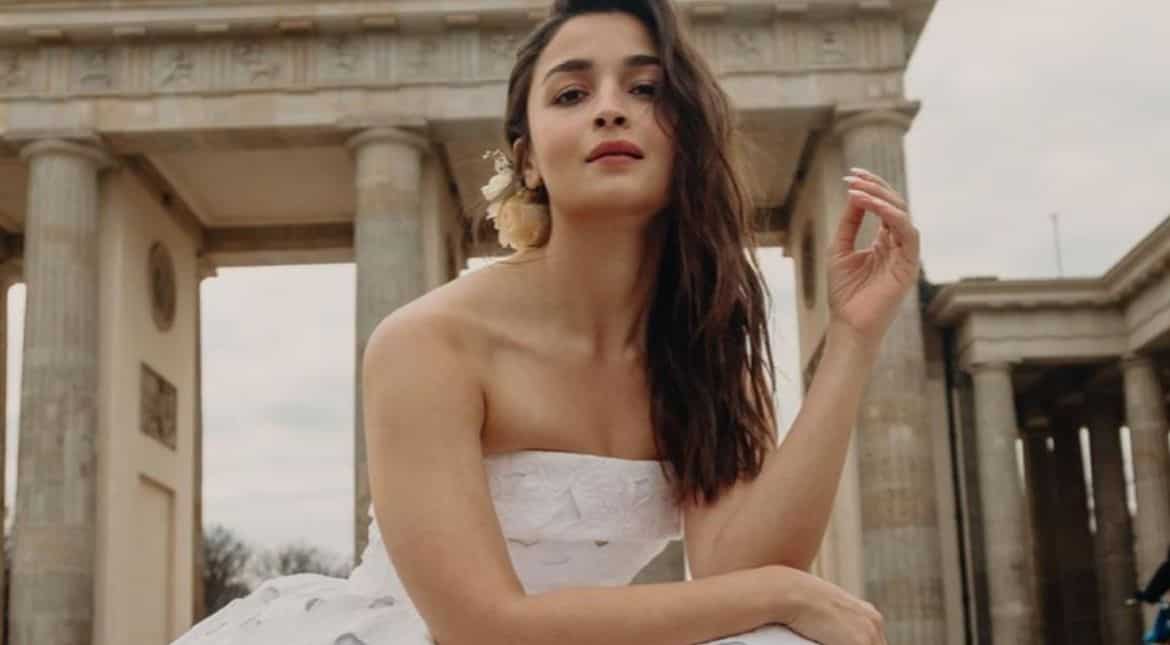 Exclusive: Alia Bhatt weighs in on the importance of Indian films going to Oscars Exclusive: Alia Bhatt weighs in on the importance of Indian films going to Oscars