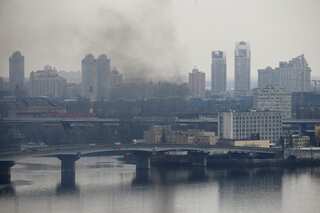 Russia-Ukraine conflict: At least 137 people killed; Russian paratroopers annex airfield