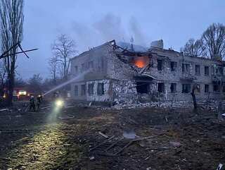 Heavy clashes in Kyiv's northern district as Russian forces advance