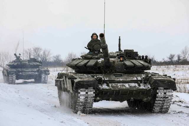 Reports: Russian troops destroy 118 Ukrainian military sites