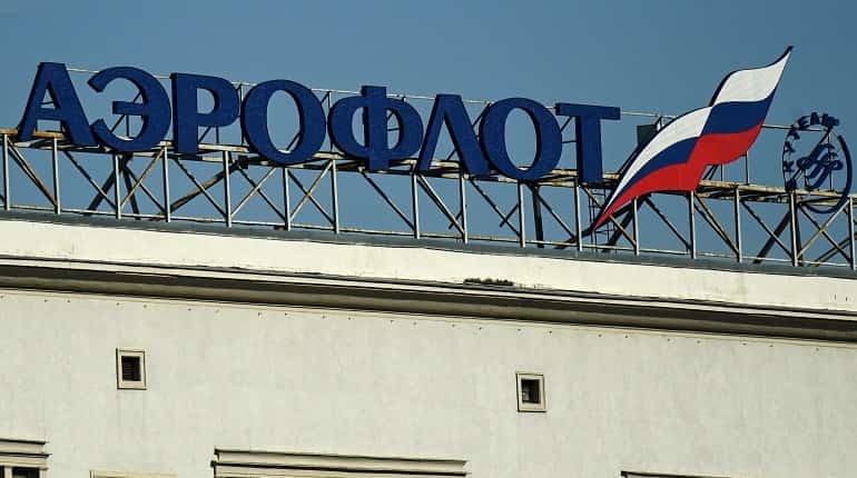 Manchester United withdraws Russian airline Aeroflot's sponsorship amid Ukraine crisis Manchester United withdraws Russian airline Aeroflot's sponsorship amid Ukraine crisis