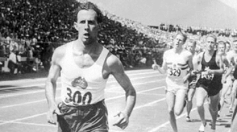 1956 Olympic bronze medallist John Landy passes away at the age of 91 1956 Olympic bronze medallist John Landy passes away at the age of 91